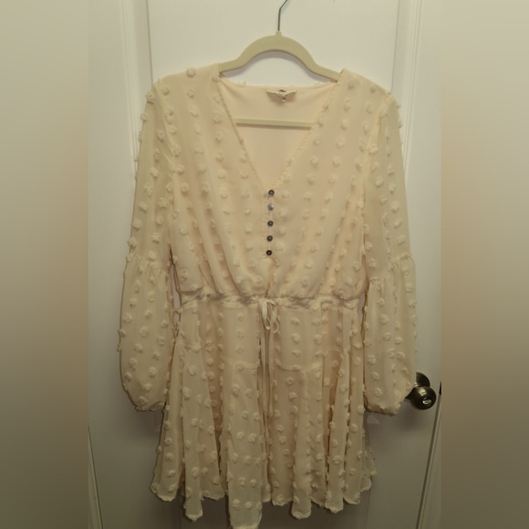 entro Dresses & Skirts - Entro Bohemian Cream Dress Puff Sleeve Cute Size S